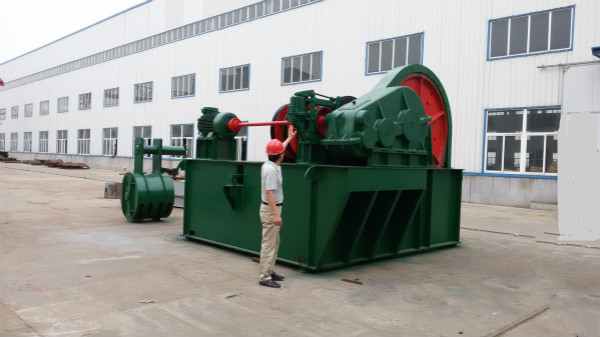 大型卷扬式启闭机